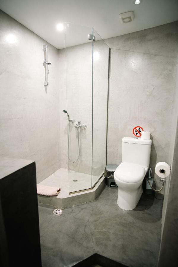 Violet Center * Kavala